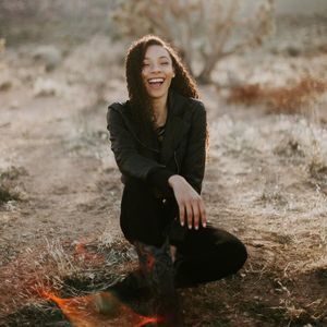 Meet your Posher, Mari rose